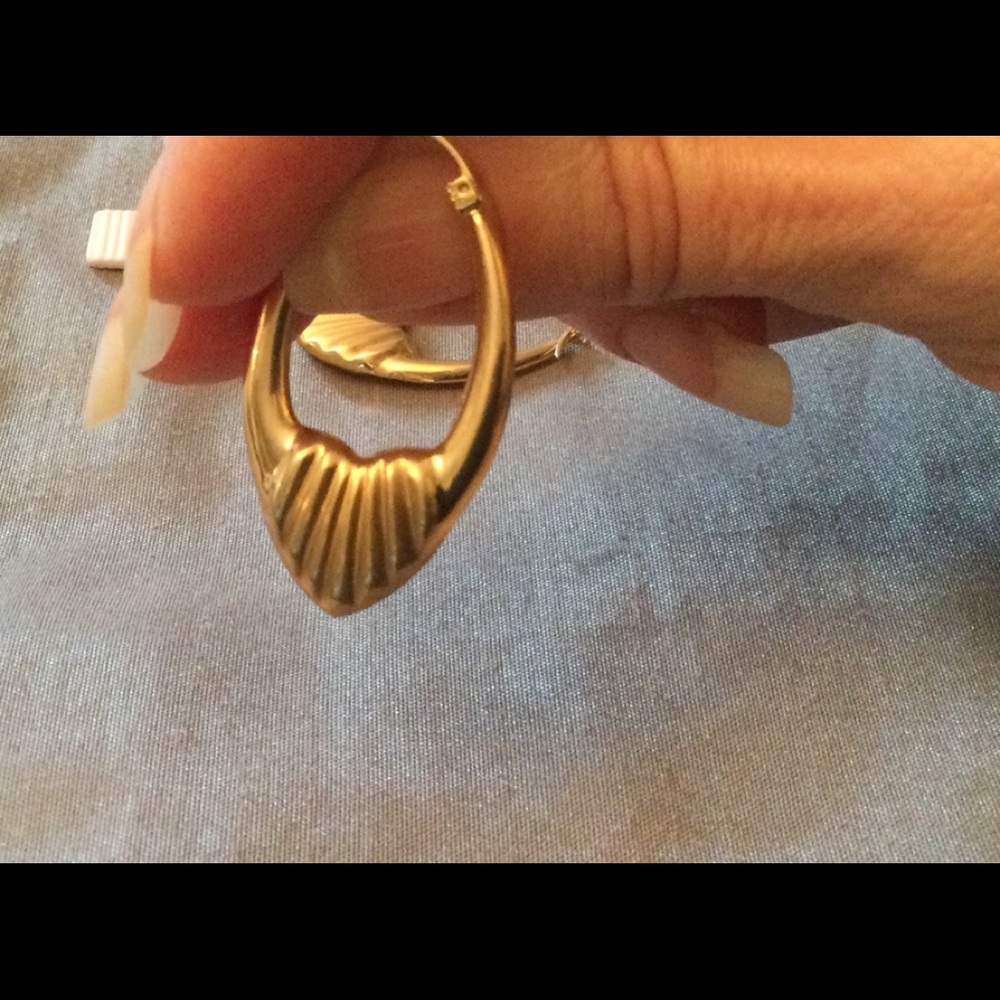 10 K Yellow Gold Hoop Earrings